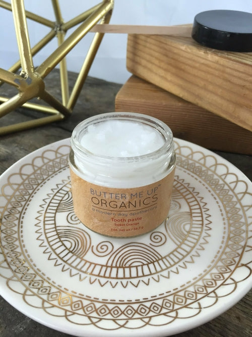 BUTTER ME UP ORGANICS Whitening Toothpaste / All Natural