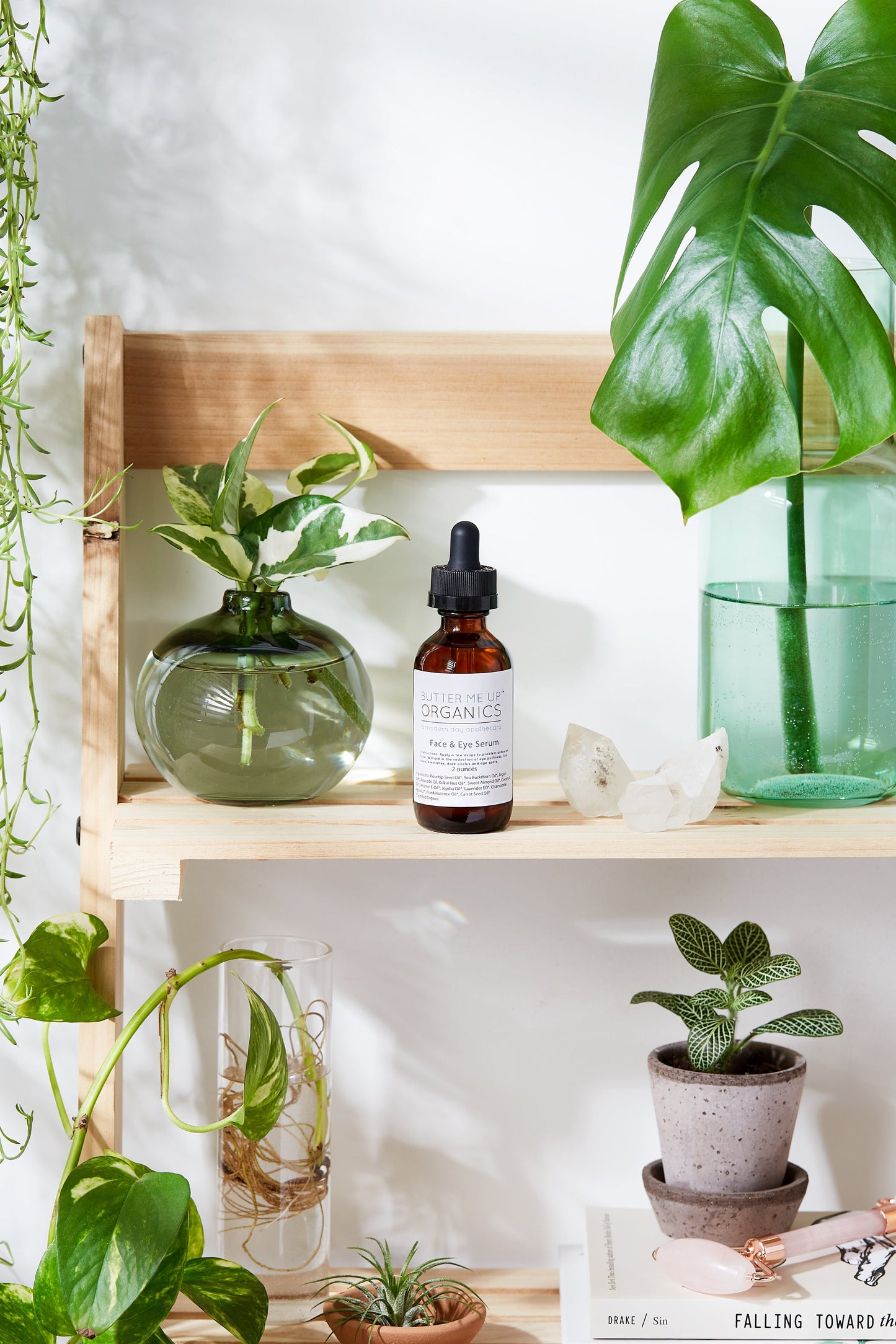 BUTTER ME UP ORGANICS Face & Eye Serum
