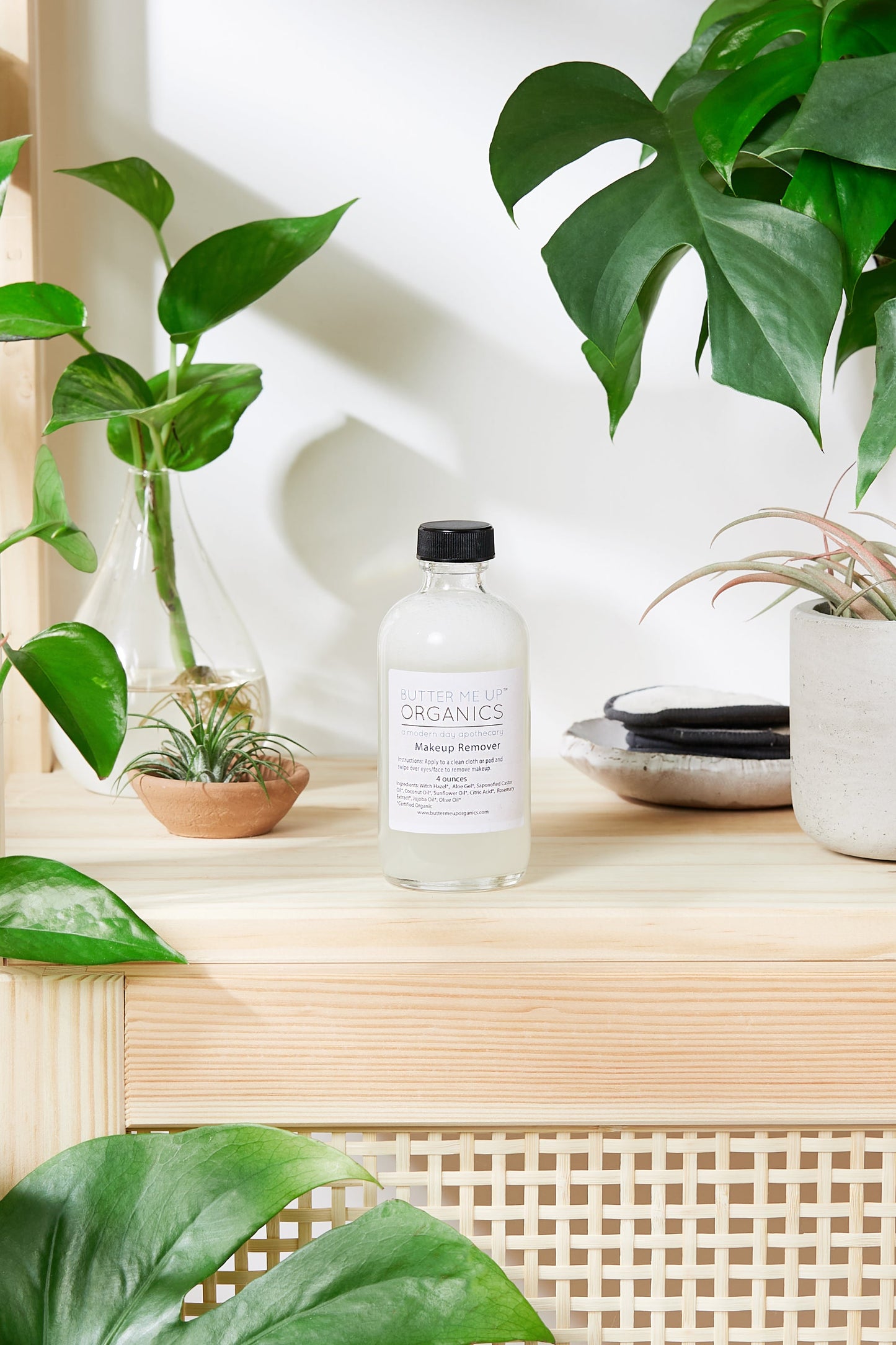 BUTTER ME UP ORGANICS Makeup Remover / Toxin Free