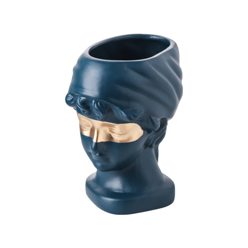 Vase / European Style / Little Girl