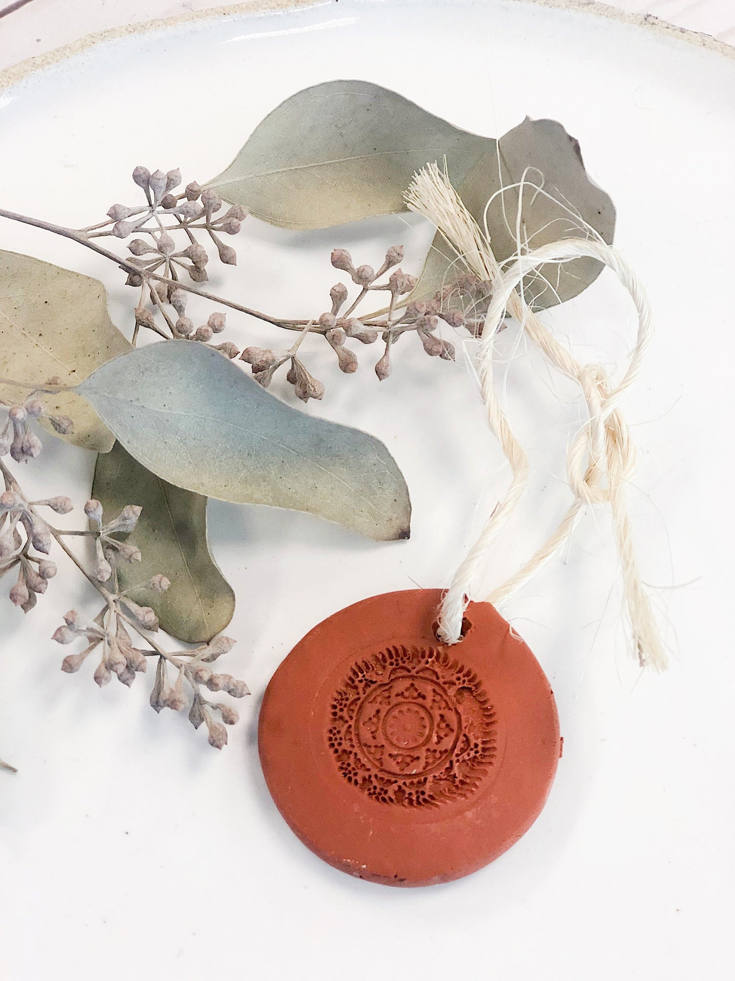 BUTTER ME UP ORGANICS Terra Cotta Essential Oil Diffuser