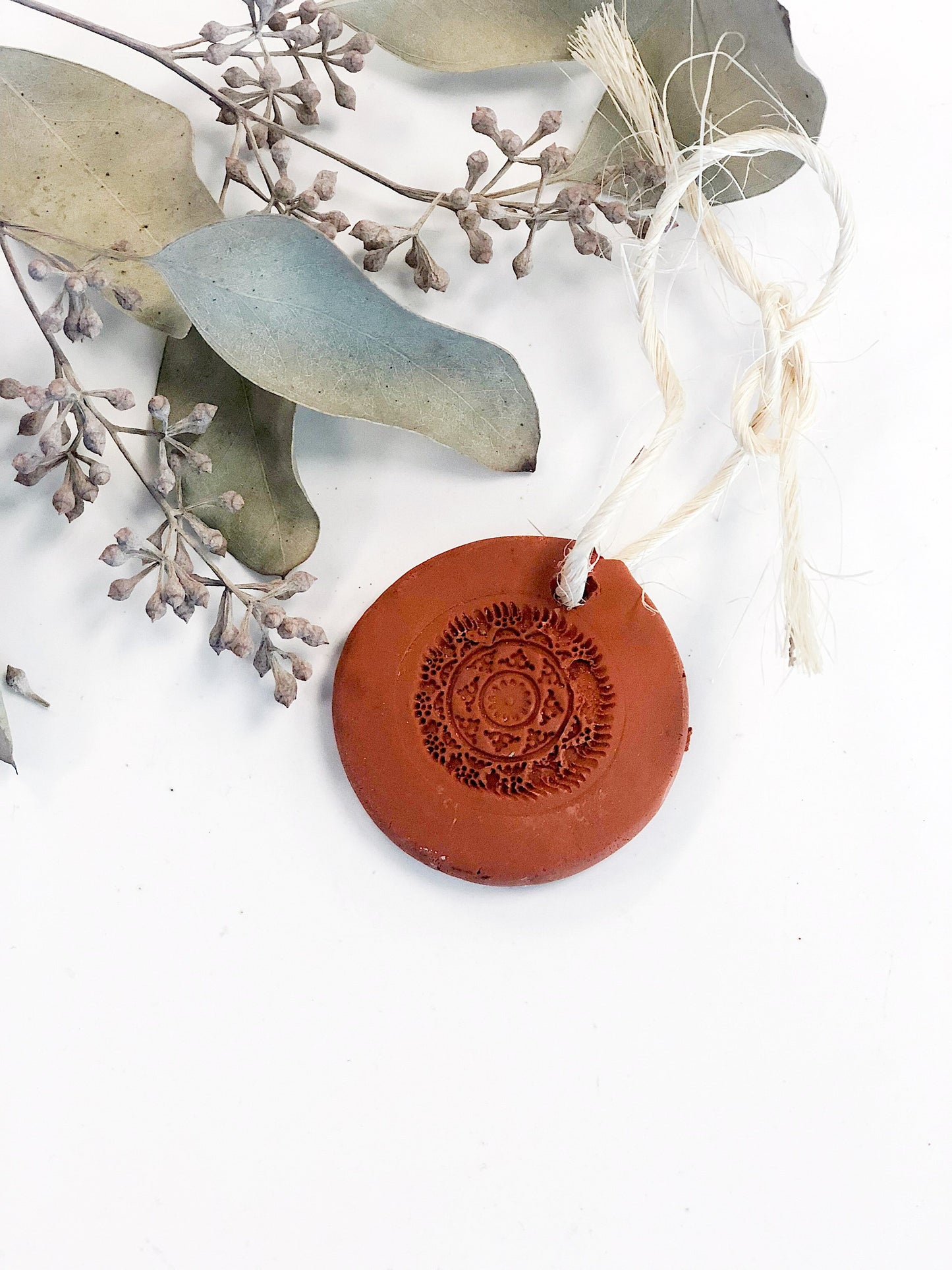 BUTTER ME UP ORGANICS Terra Cotta Essential Oil Diffuser